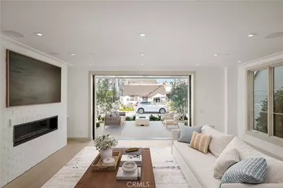 225 Diamond, Newport Beach, CA 92662 - Photo 6