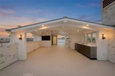 225 Diamond, Newport Beach, CA 92662 - Photo 26