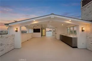 225 Diamond, Newport Beach, CA 92662 - Photo 26