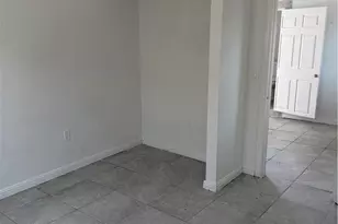 6208 Holmes, Los Angeles, CA 90001 - Photo 26