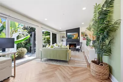 58 Saratoga, Newport Beach, CA 92660 - Photo 6