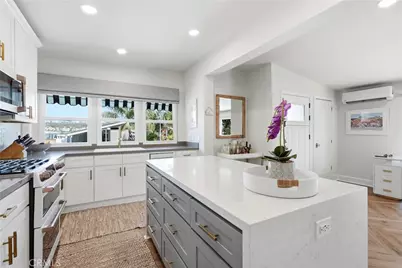 58 Saratoga, Newport Beach, CA 92660 - Photo 14