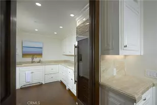 4 Inverness Ln, Newport Beach, CA 92660 - Photo 8