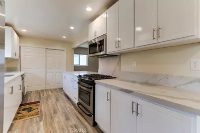 348 22nd Street, Costa Mesa, CA 92627 - Photo 14