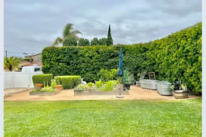348 22nd Street, Costa Mesa, CA 92627 - Photo 32