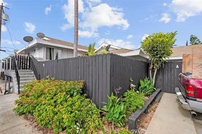 741 W 18th, Costa Mesa, CA 92627 - Photo 8