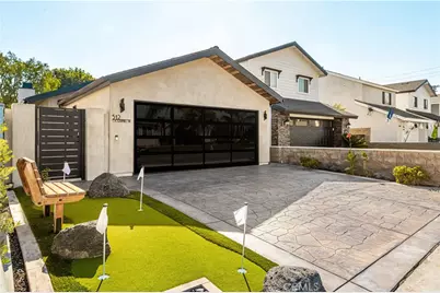 512 Oceanhill, Huntington Beach, CA 92648 - Photo 1