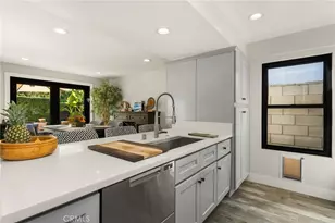 512 Oceanhill, Huntington Beach, CA 92648 - Photo 20