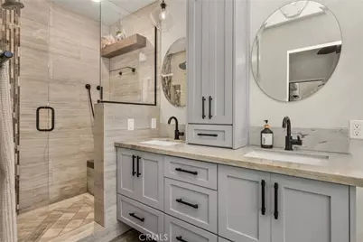 512 Oceanhill, Huntington Beach, CA 92648 - Photo 8