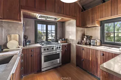 310 Hawthorne Road, Laguna Beach, CA 92651 - Photo 10
