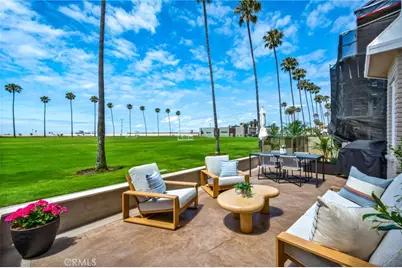 920 E Oceanfront, Newport Beach, CA 92661 - Photo 1