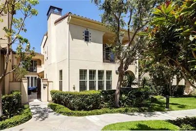 8454 Hibiscus, Huntington Beach, CA 92646 - Photo 2