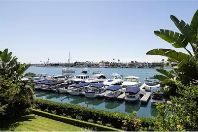 2572 Bayshore Drive, Newport Beach, CA 92663 - Photo 32