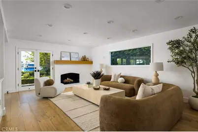 2572 Bayshore Drive, Newport Beach, CA 92663 - Photo 20