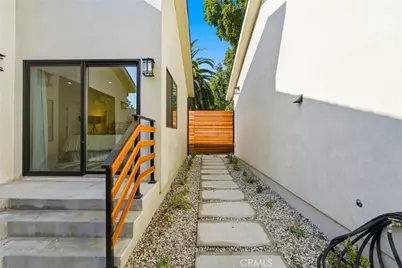 1710 Phillips Way, Los Angeles, CA 90042 - Photo 36
