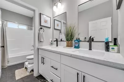 2935 E Walnut, Orange, CA 92867 - Photo 30
