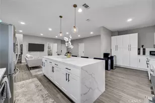 2935 E Walnut, Orange, CA 92867 - Photo 2