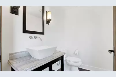 243 Poppy Avenue, Corona del Mar, CA 92625 - Photo 28