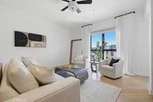 402 Rockefeller, Irvine, CA 92612 - Photo 4