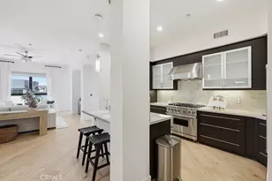 402 Rockefeller, Irvine, CA 92612 - Photo 10