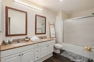2147 Watermarke Pl, Irvine, CA 92612 - Photo 6