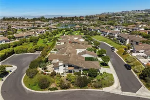 1 Breakwater Dr, Corona del Mar, CA 92625 - Photo 2