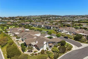 1 Breakwater Dr, Corona del Mar, CA 92625 - Photo 4