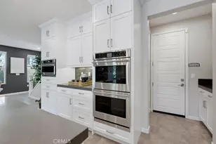 141 Tribeca, Irvine, CA 92612 - Photo 16