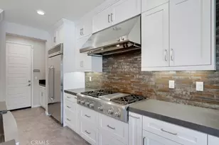 141 Tribeca, Irvine, CA 92612 - Photo 18