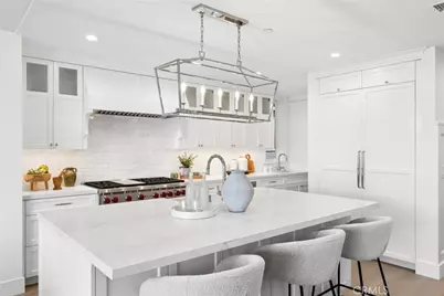 1105 N Bay Front, Newport Beach, CA 92662 - Photo 8