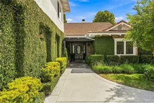 1000 Dover Dr, Newport Beach, CA 92660 - Photo 4