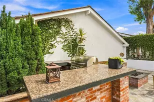 1000 Dover Dr, Newport Beach, CA 92660 - Photo 50