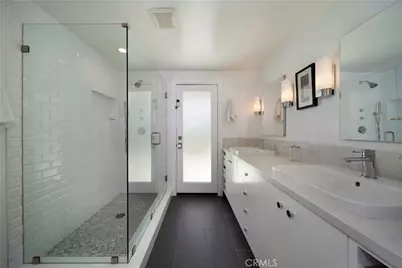 927 Bellis Street, Newport Beach, CA 92660 - Photo 10