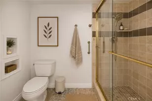 2700 E Panorama Dr, Signal Hill, CA 90755 - Photo 22