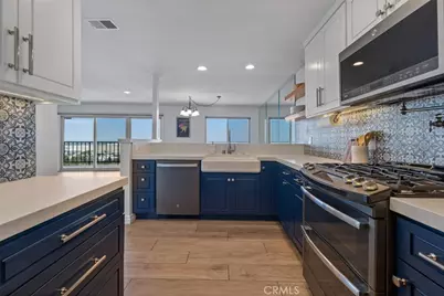 2700 E Panorama Drive #208, Signal Hill, CA 90755 - Photo 6
