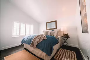 332 Lugonia St, Newport Beach, CA 92663 - Photo 8