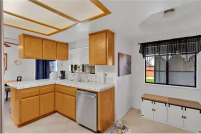 12745 Yellowstone, Victorville, CA 92395 - Photo 18