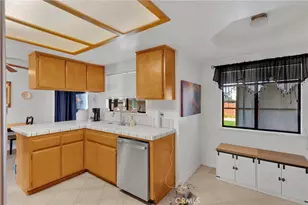 12745 Yellowstone, Victorville, CA 92395 - Photo 18