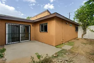 9201 Wakefield Ave, Panorama City, CA 91402 - Photo 14