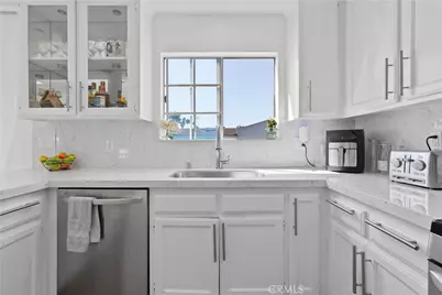 2911 S Pacific, San Pedro, CA 90731 - Photo 8