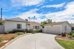 14752 Romanza, Tustin, CA 92780 - Photo 2