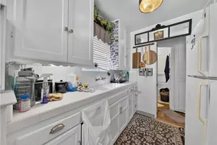 203 6th St, Newport Beach, CA 92661 - Photo 20