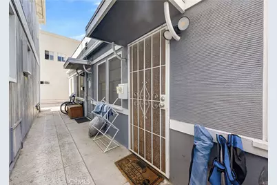 203 6th Street, Newport Beach, CA 92661 - Photo 32