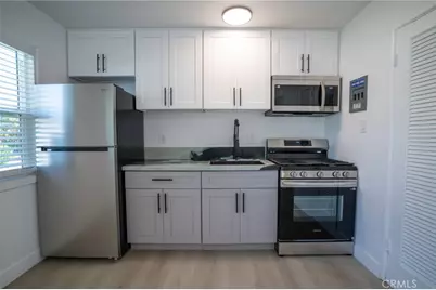 1512 W 5th, Santa Ana, CA 92703 - Photo 6