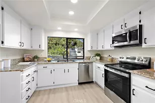 14 Robon Ct, Newport Beach, CA 92663 - Photo 8