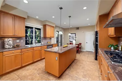 21245 Baeza, Huntington Beach, CA 92648 - Photo 10
