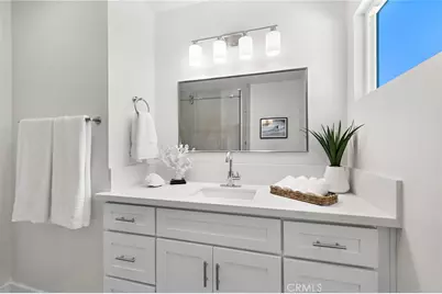 674 Senate Street, Costa Mesa, CA 92627 - Photo 20