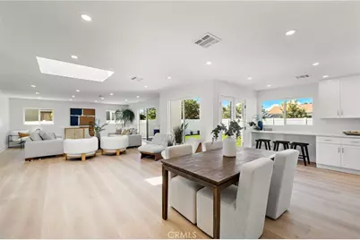 674 Senate Street, Costa Mesa, CA 92627 - Photo 4