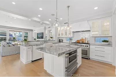 118 Sapphire, Newport Beach, CA 92662 - Photo 10