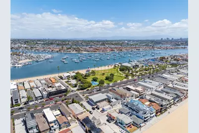 1733 W Balboa Boulevard, Newport Beach, CA 92663 - Photo 2